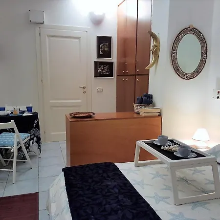 Mistral Bed & Breakfast 3*