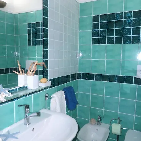 Mistral Санта-Тереза-Галлура